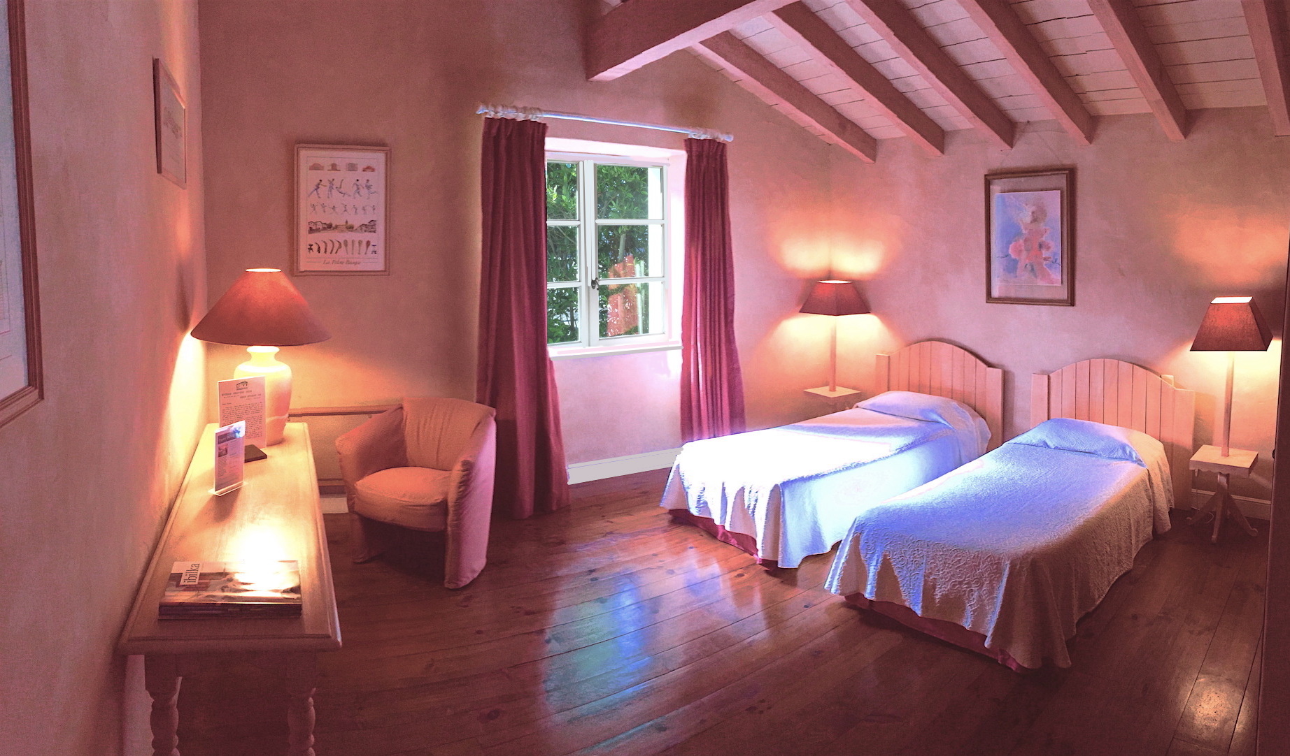 Chambre rose irigoian